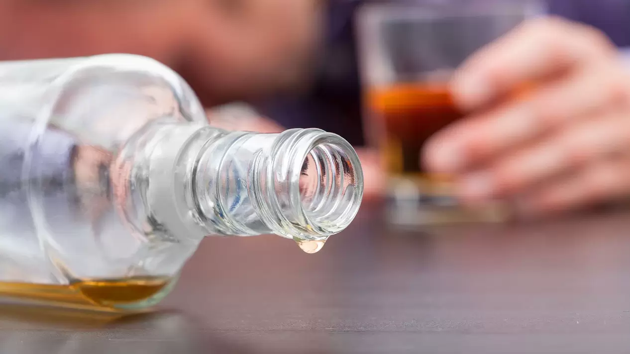 алкоголь денеге қалай әсер етеді