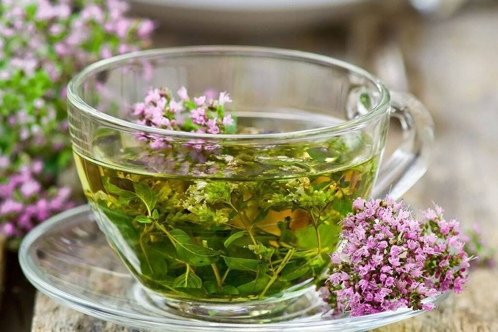 әйелдерге ішімдікті тастау үшін centaury қосылған шай